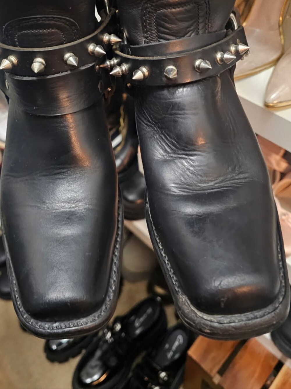 SALE!! Frye Black Leather 12R Harness Boots - Picture 5 of 13